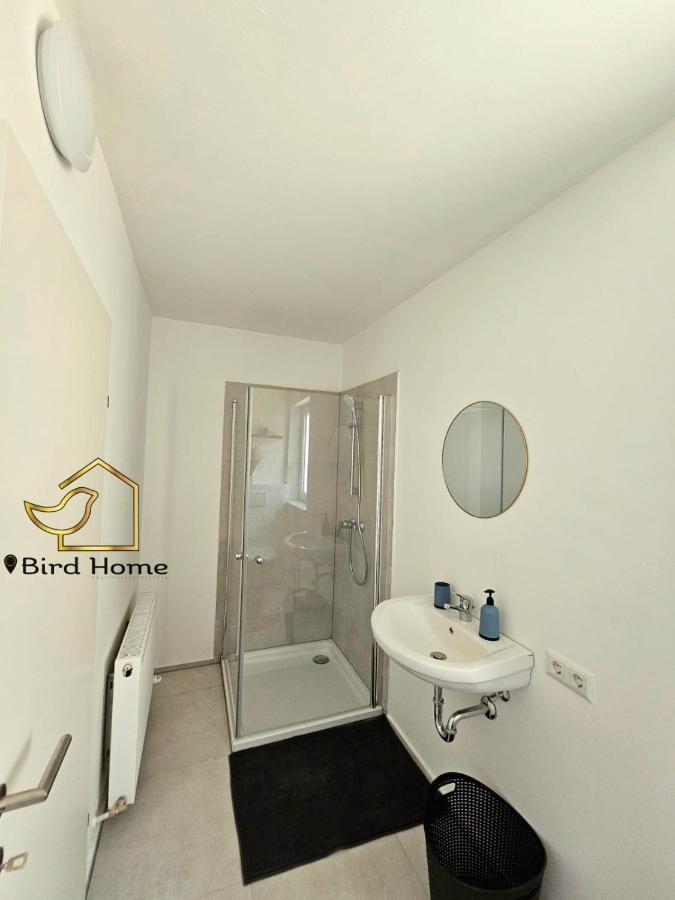 Bird Home Room 4 克拉根福 外观 照片
