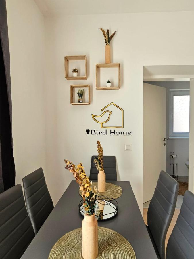 Bird Home Room 4 克拉根福 外观 照片